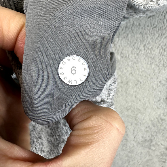 Lululemon Fleece and Thank You Hooded Pullover 1/2 Zip Womens Size 6 Gray - Picture 5 of 7